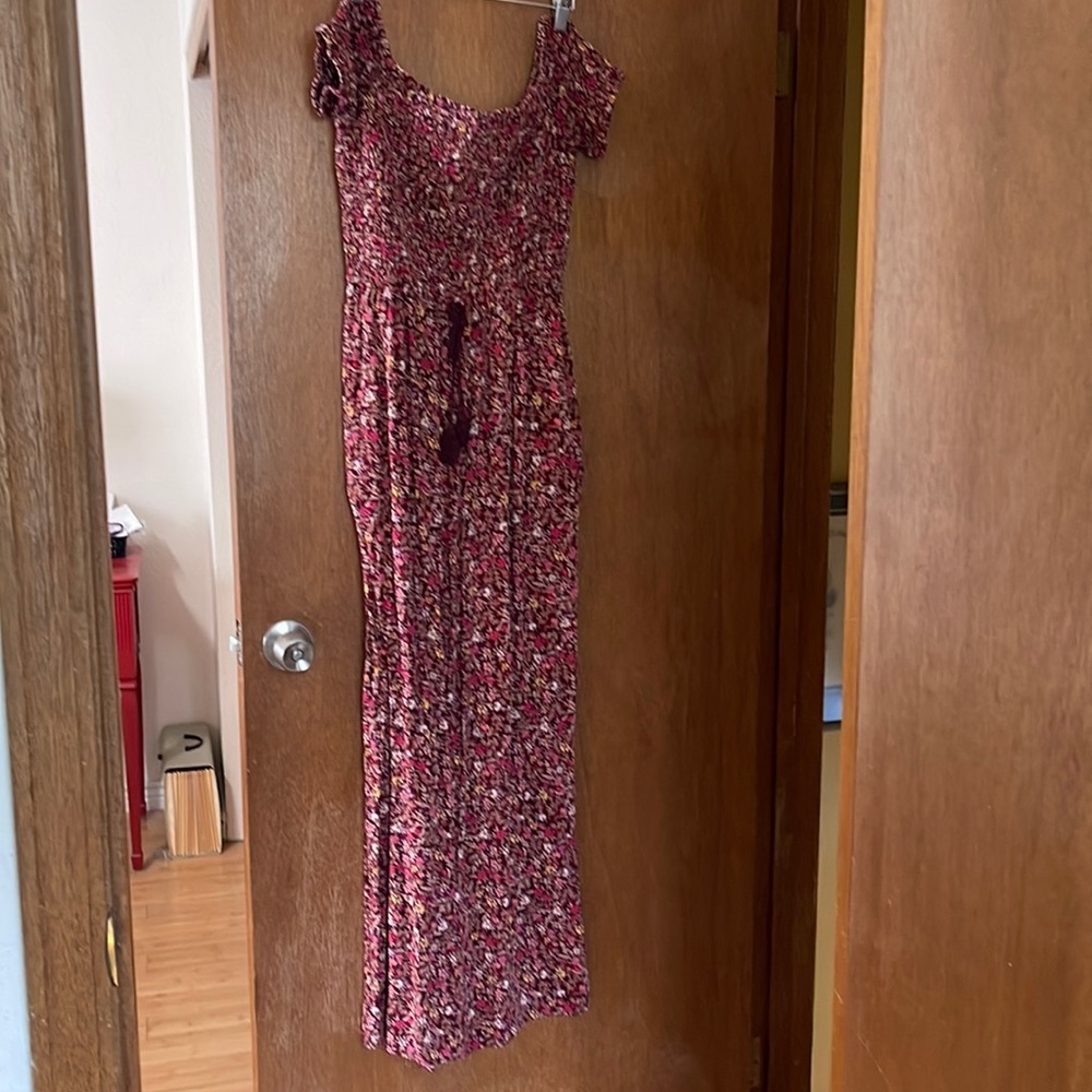 Floral jumpsuit with pockets